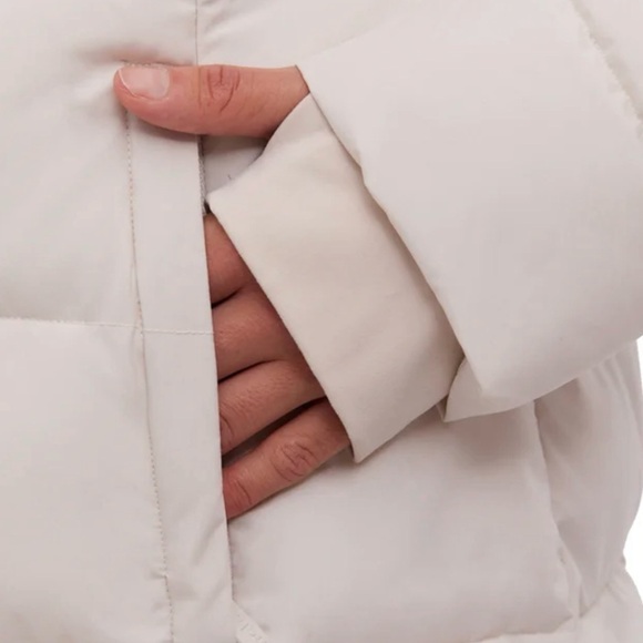 Bench Urbanwear Repreve Woman’s Long Puffer Coat – Ivory/Cream – XS – NWT - Picture 4 of 13